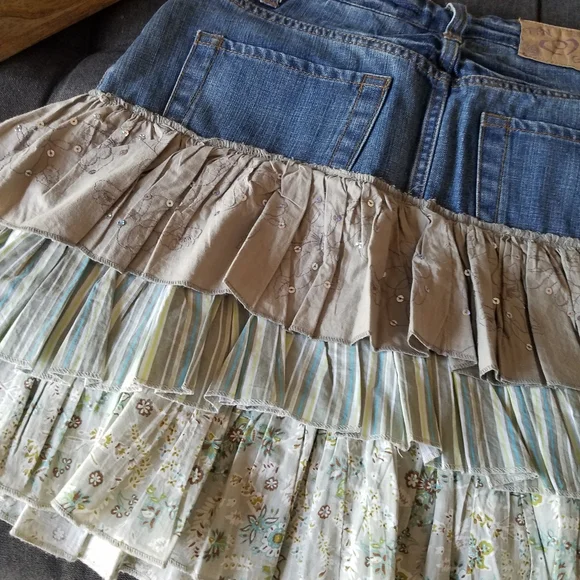 Terranova Ruffled Tiered Cowgirl Denim Skirt from Italy - Picture 11 of 17